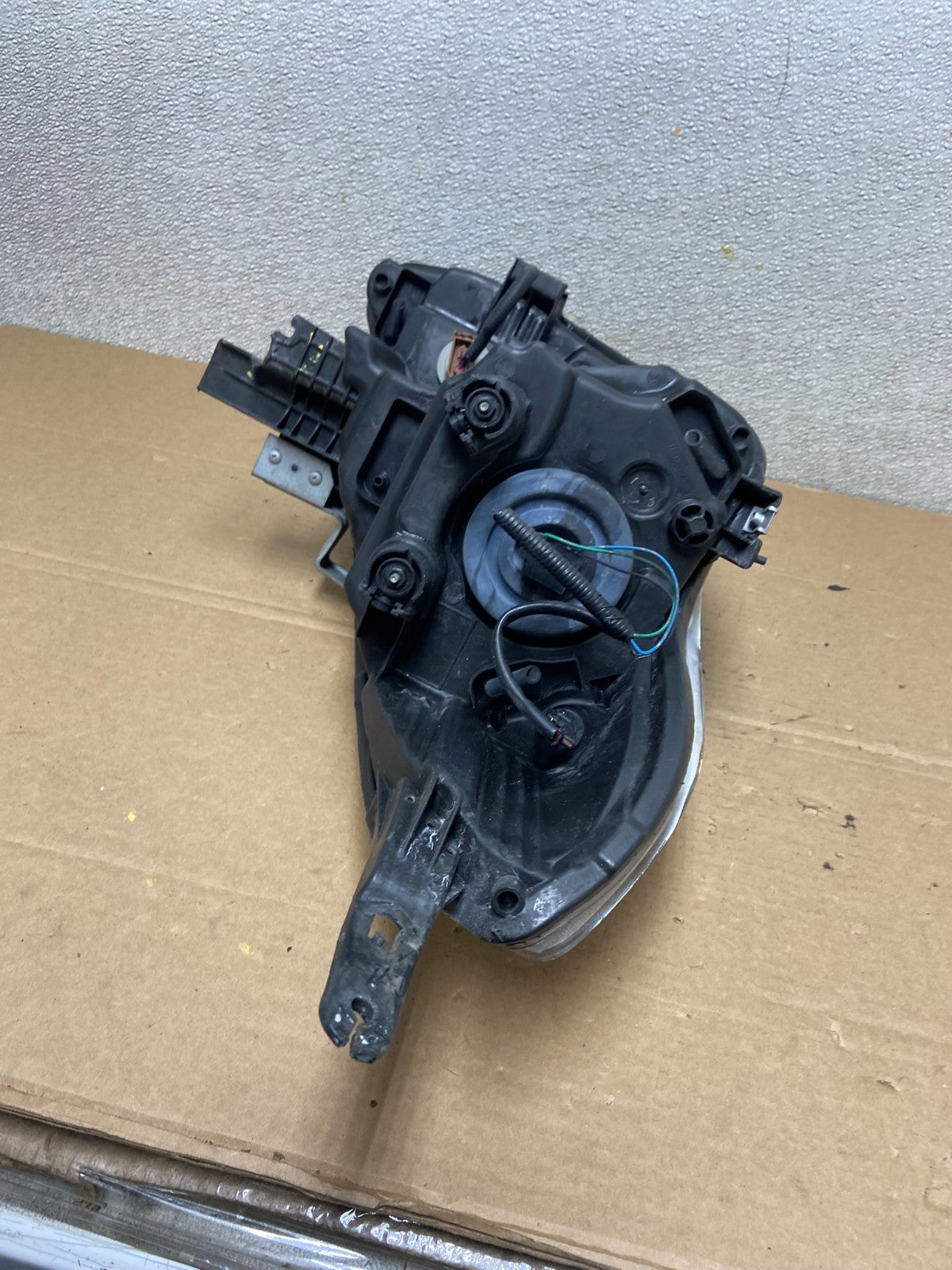 2015 to 2019 Nissan Versa Headlight Left Driver Lh Side TYC AB4486 DW9