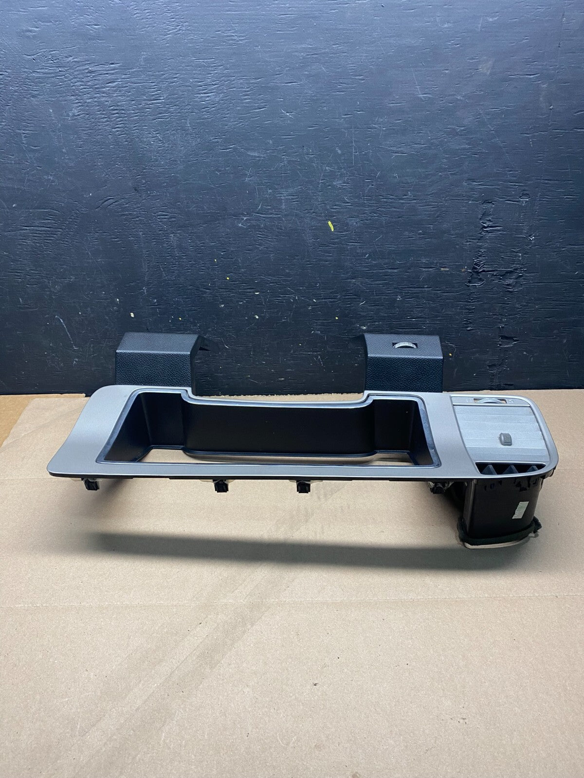 2007 to 2014  Lincoln Navigator Speedometer Dash Trim Bezel w Air Vent J9626 DG3