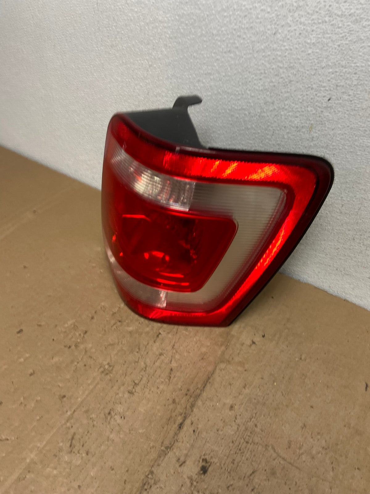 2008 to 2012 Ford Escape Right Passenger RH Side Tail Light AC6075 LK1