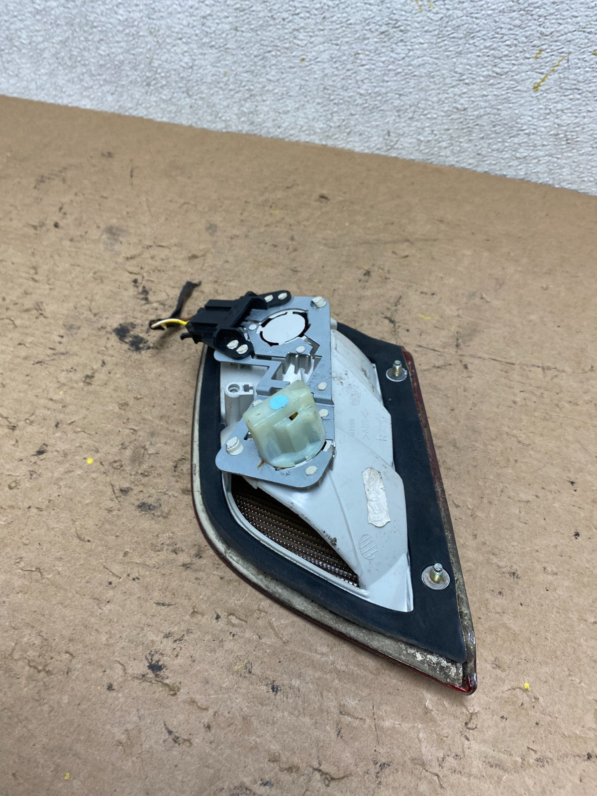 1998-2003 Mercedes Benz CLK Inner Right Passenger RH Tail Light Lamp P1294 DW9