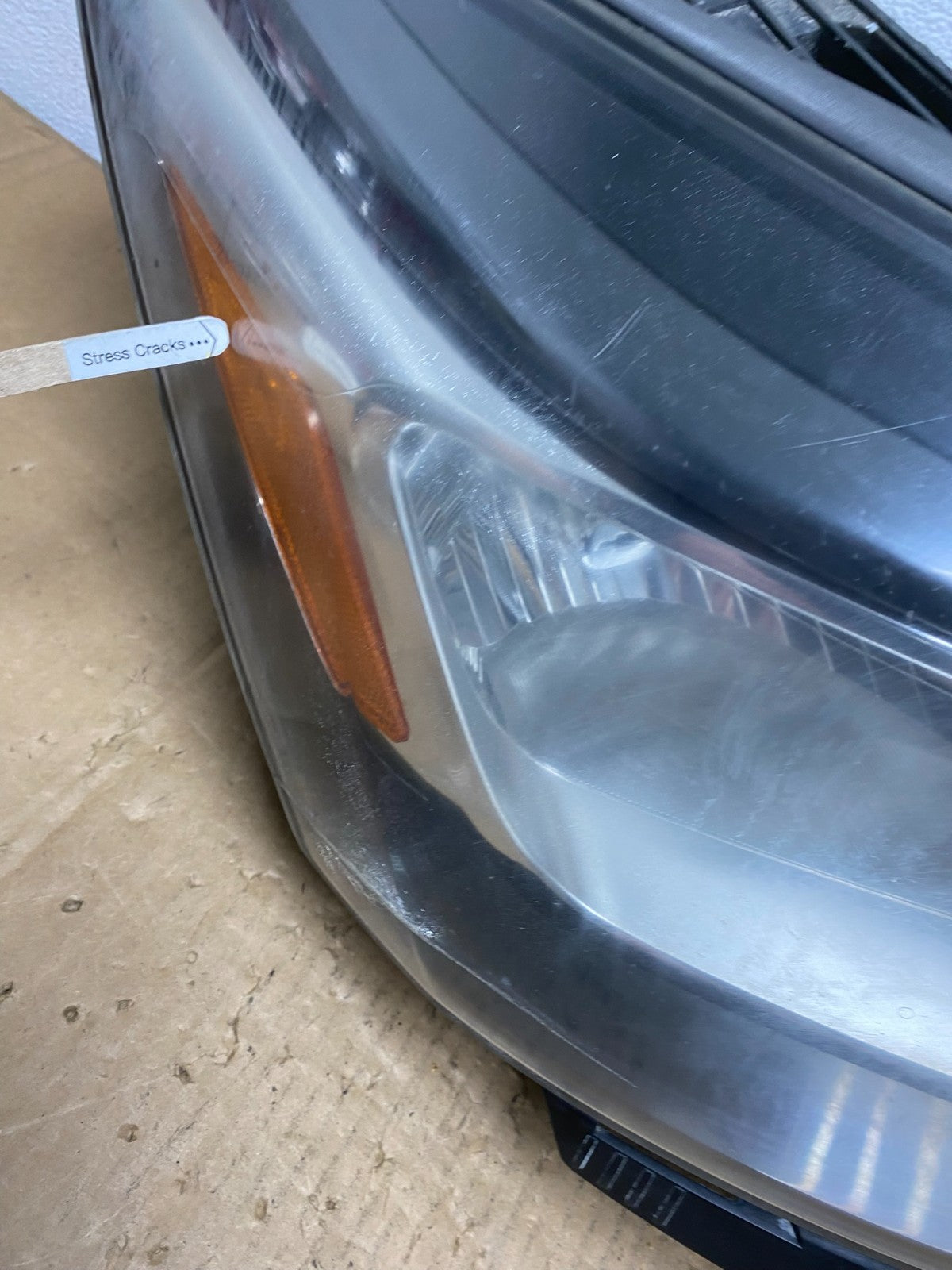 2013-2017 Chevrolet Traverse Right Passenger Side Halogen Headlight AD2457 DW4