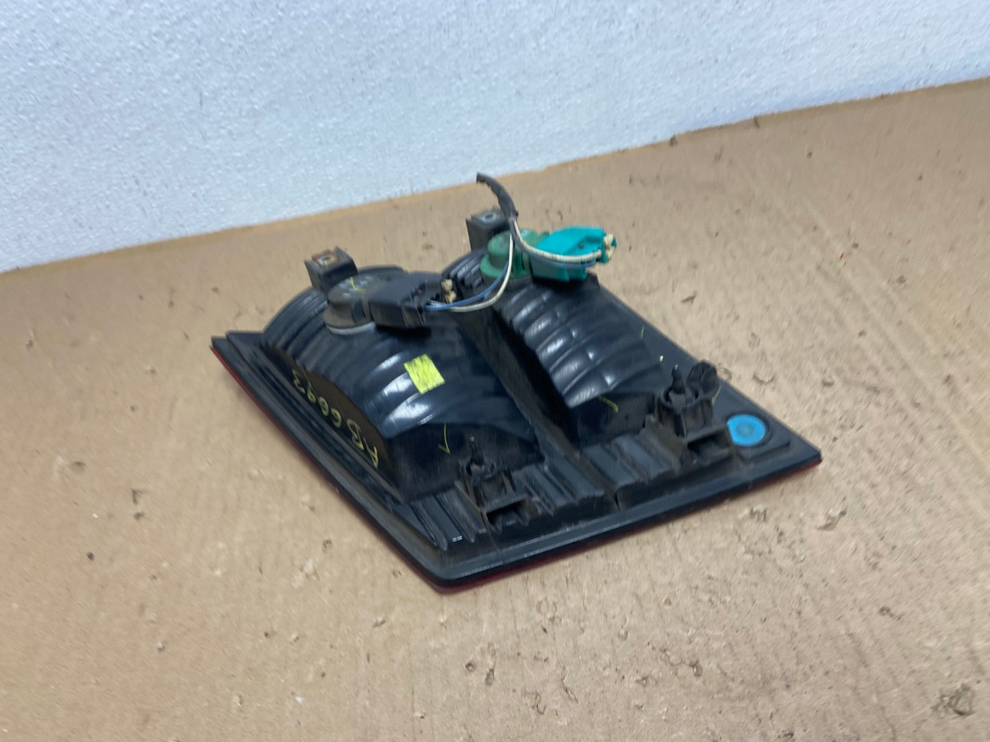 2009 2010 2011 Dodge Journey Left Driver Inner Trunk Lid Tail Light  AB6693 LK5