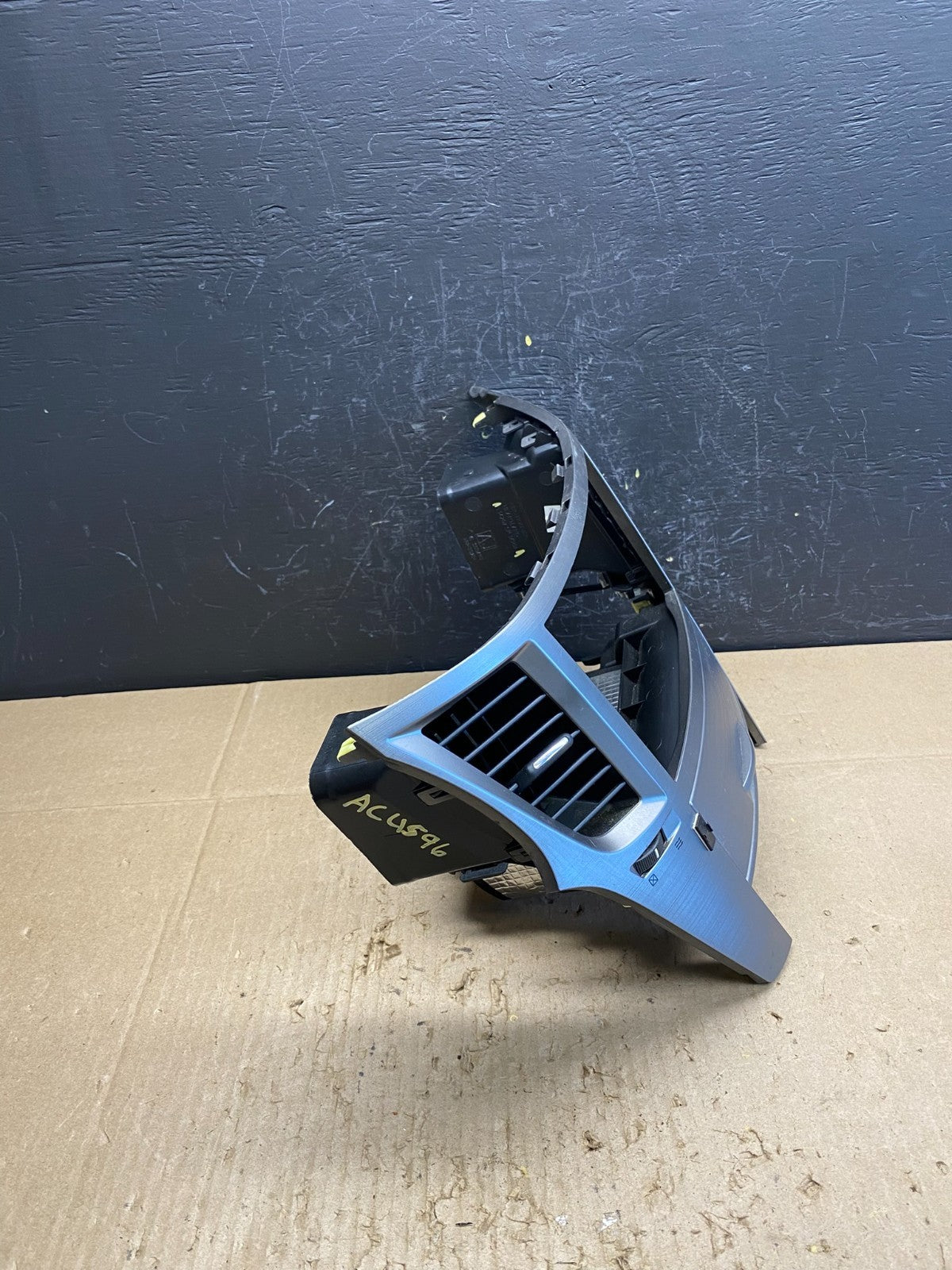 2010-2014 Subaru Legacy Outback Vent Radio Panel Trim Bezel OEM AC4596 DG1