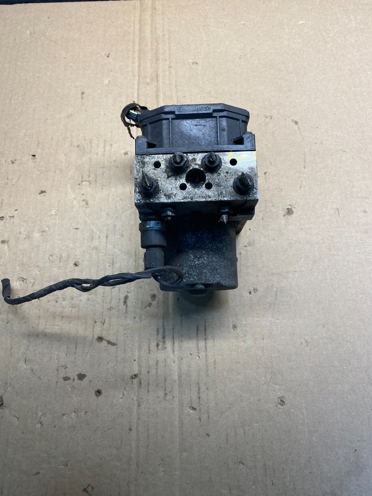 2002 to 2005 BMW X5 ABS Anti-Lock Brake Pump Module OEM AC0988 DG1