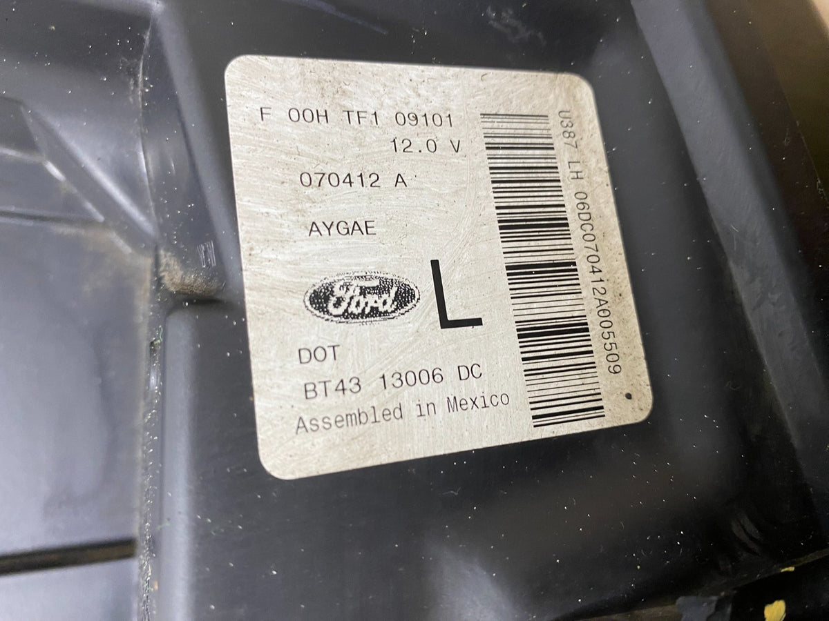 2011 to 2014 Ford Edge Front Left Driver Side Headlight Halogen AG9247 DW10