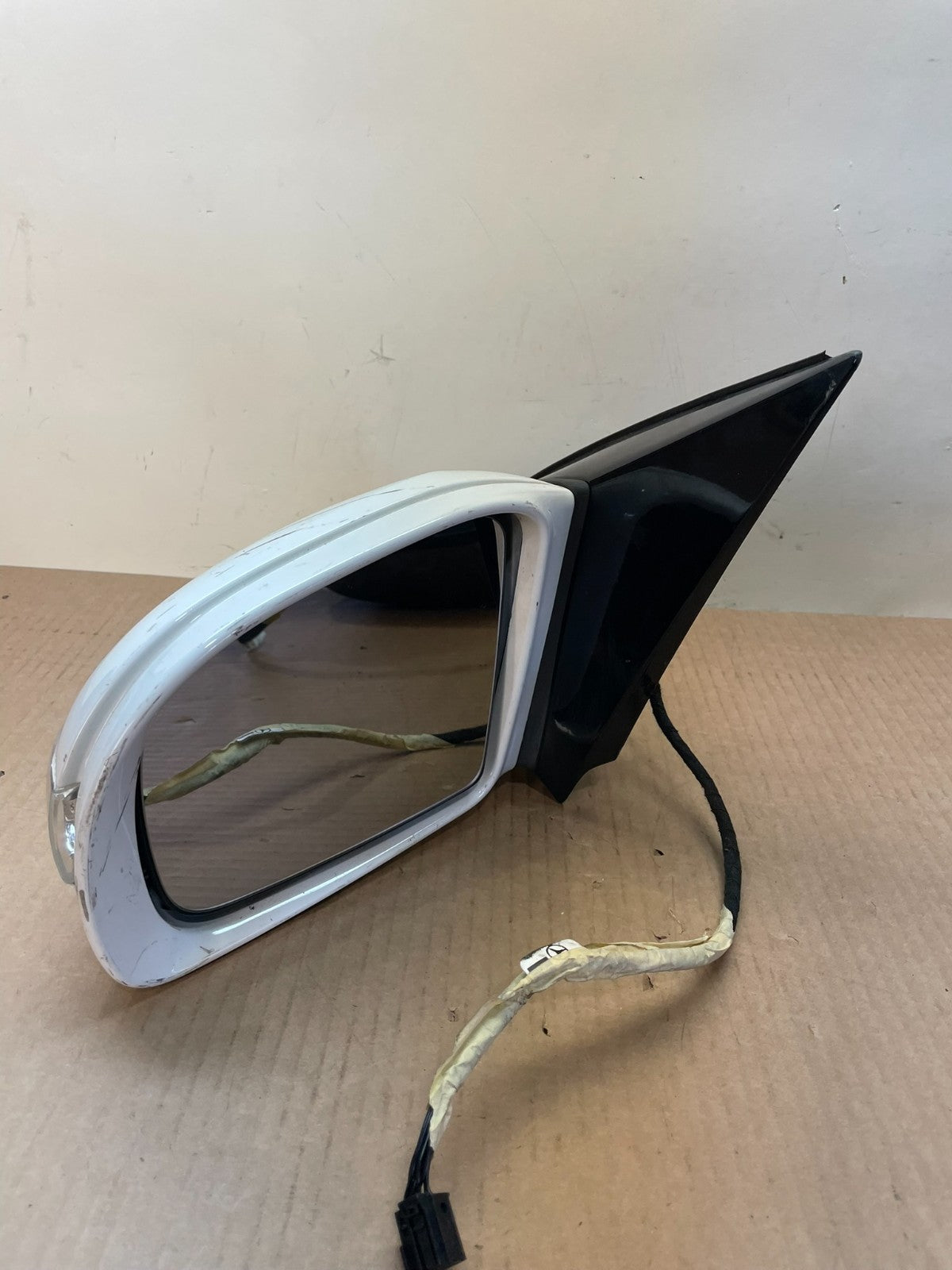 2006-2010 Mercedes-Benz R-Class R350 R500 Left Driver Door Mirror AJ1110 DG2