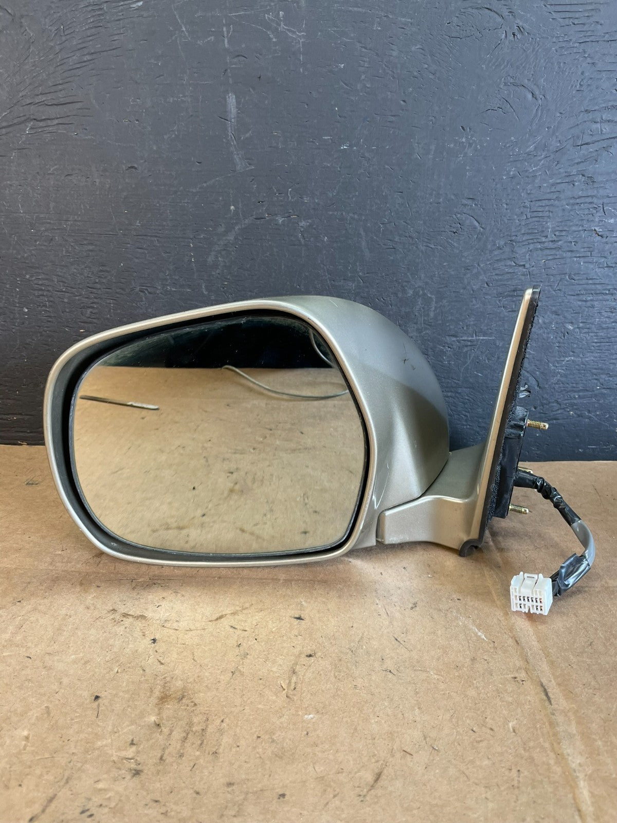 2003 to 2009 Lexus GX470 Left Driver LH Side Door View Mirror AE1039 DW9
