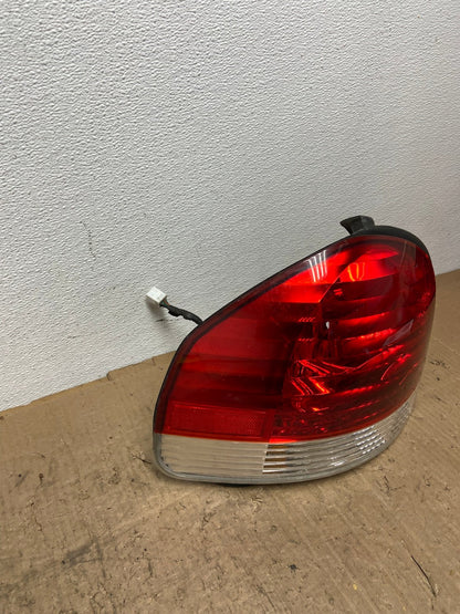 2005 to 2006 Hyundai Santa Fe Left Driver Side Tail Light AC0219 LK2