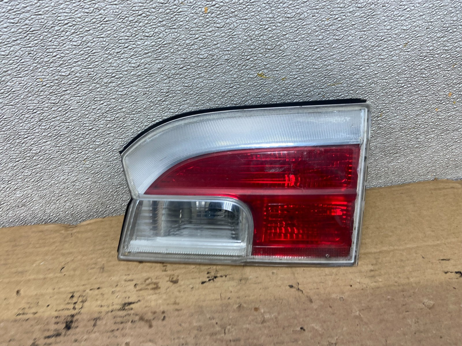 2013 to 2017 GMC Terrain Denali Right Passenger Inner Tail Light OEM ab5232 DG0