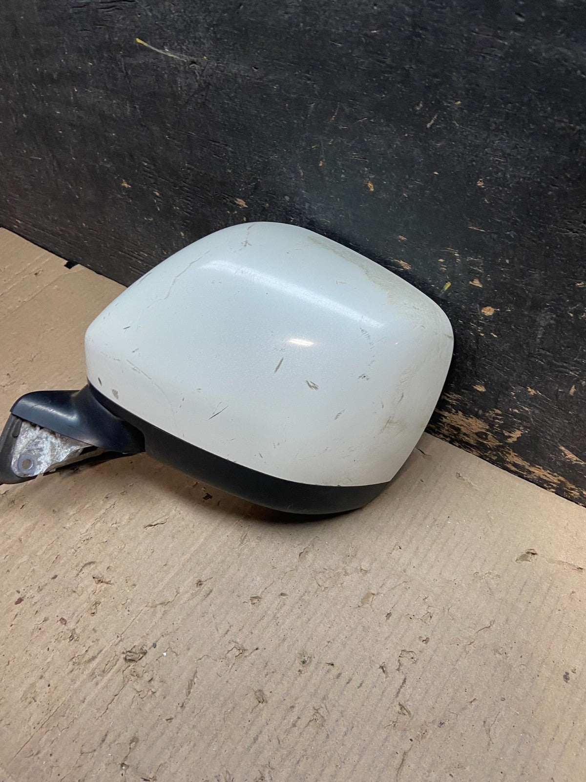 2011 to 2017 Nissan Quest Left Driver LH View Door Mirror OEM X7999 MS1