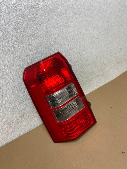2008 to 2016 Jeep Patriot Left Lh Driver Side Tail Light AD7853 LK2