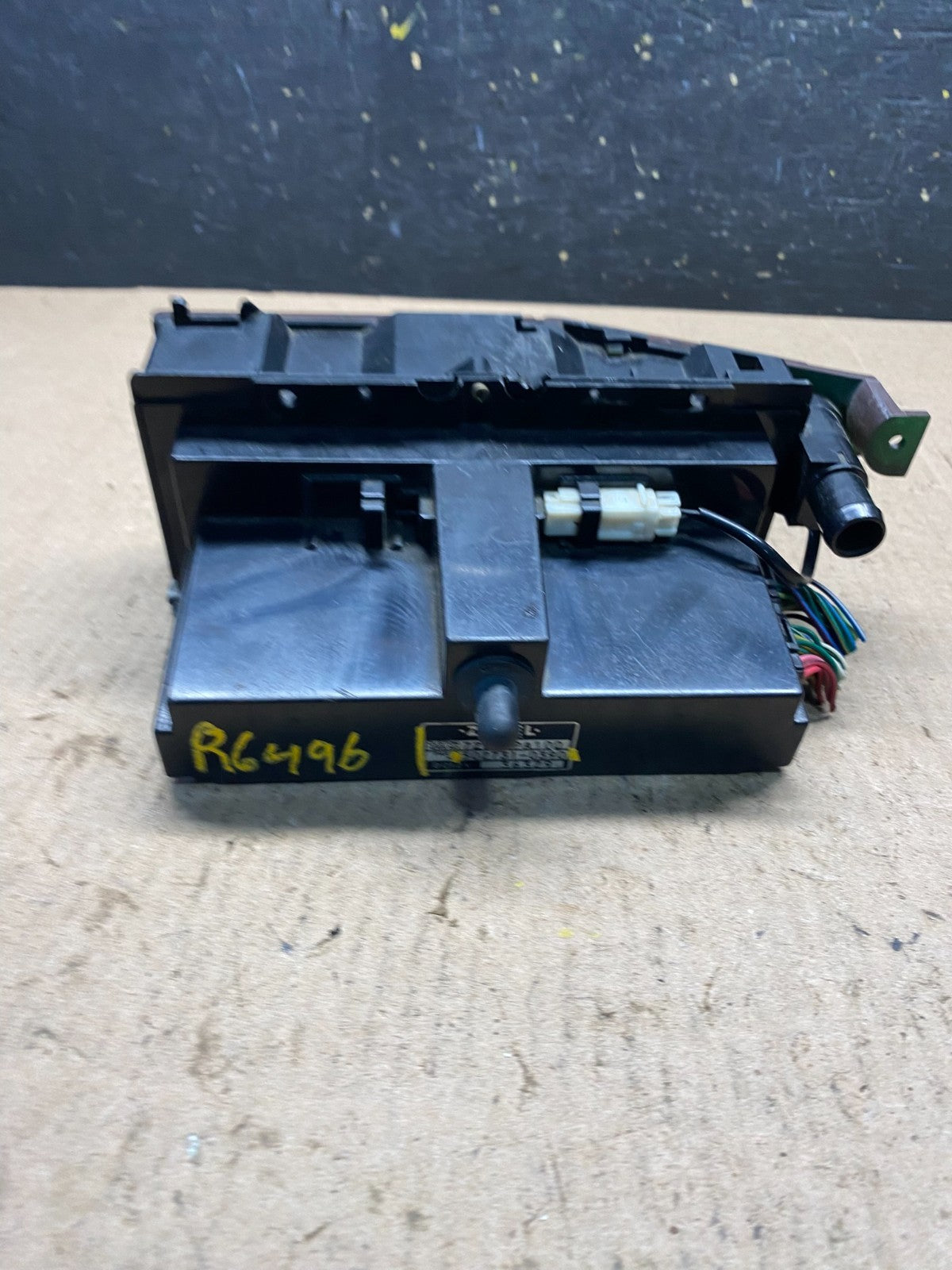1993 to 1997 Subaru SVX Climate Control Hvac Heater  Panel R6496 DG3