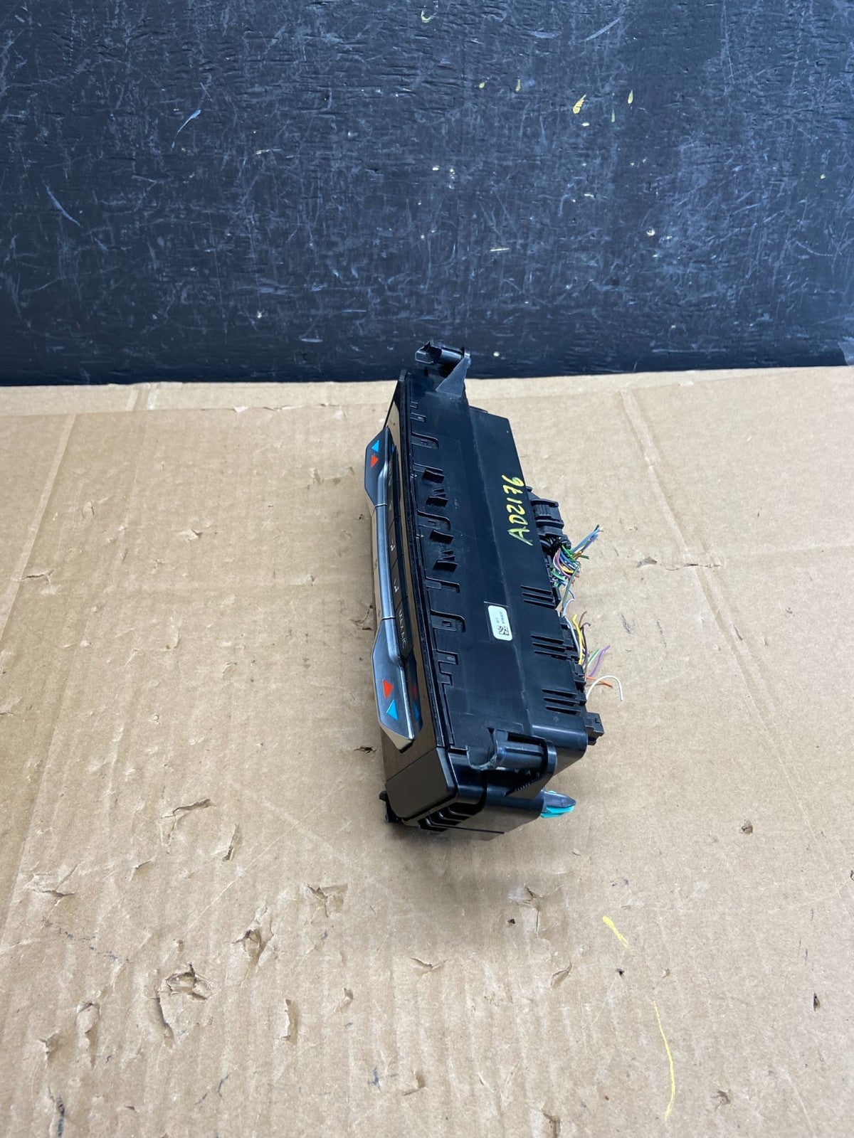 2020 to 2023 Ford Explorer A/C Heater Climate Control Panel ad2176 DG2