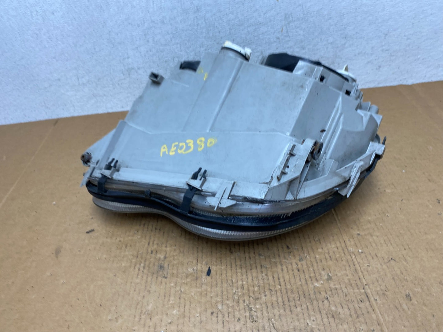 2001 - 2004 Mercedes-Benz C Class Halogen Right Passenger Headlight AE03806
