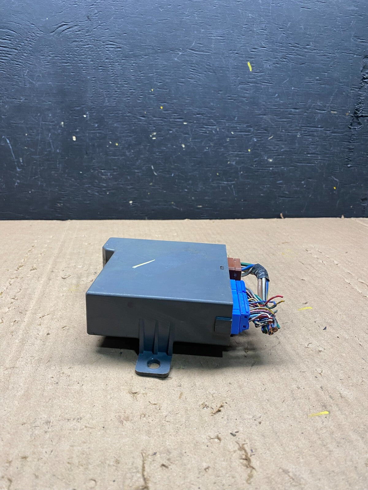2008 - 2010 Honda Odyssey Rear Left Driver LH Sliding Door Module M1662 DG5