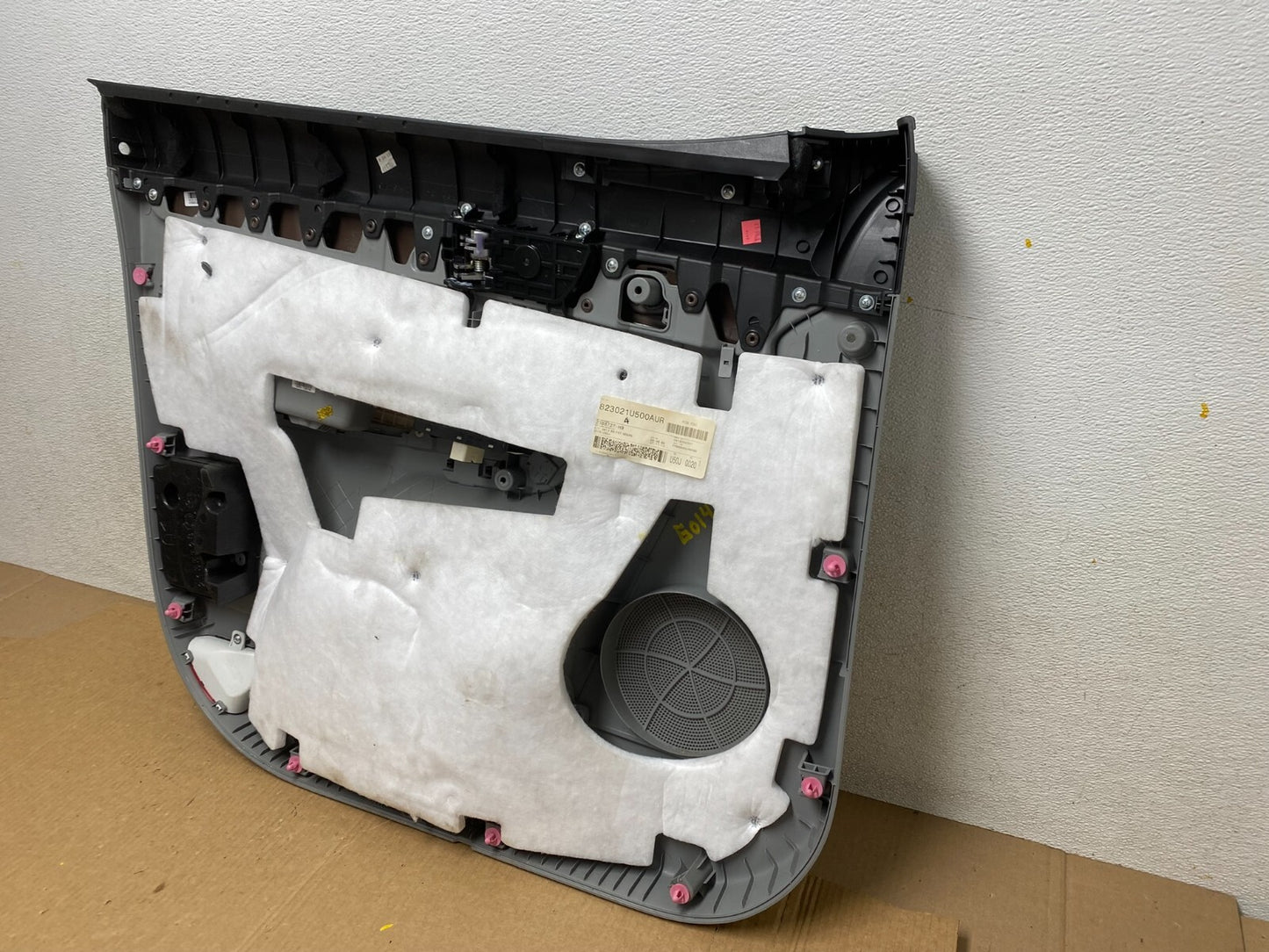 2014 2015 Kia Sorento Front Right Passenger RH Door Panel Trim G0145 DG17