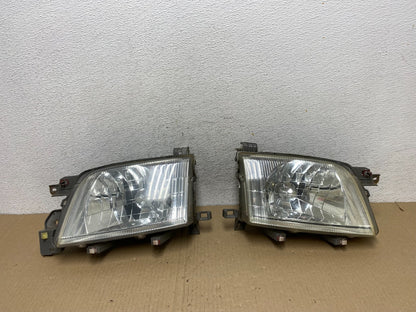 2001 to 2002 Subaru Forester Left+Right Halogen Headlights AE9488 DW0