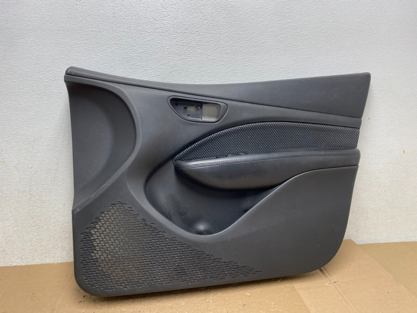 2013 to 2016 Dodge Dart Front Right Passenger Door Interior Trim Panel H5311 PS0