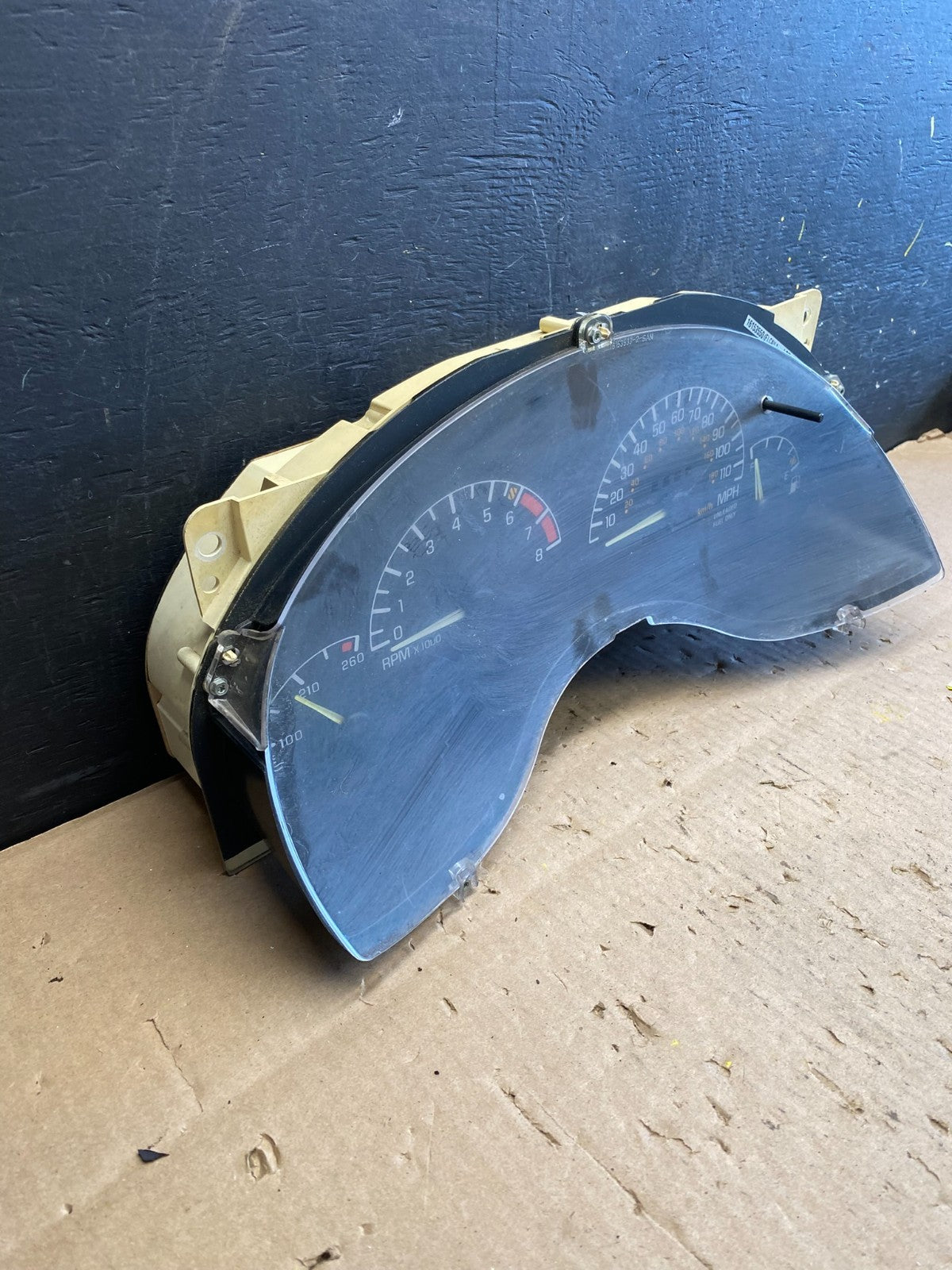 1994 Pontiac Grand Prix Dash Speedometer Cluster Gauge T5869 DG2