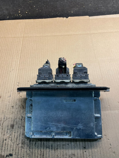 2004 Ford Explorer Engine Control Unit ECU Computer Module x8808 DG0