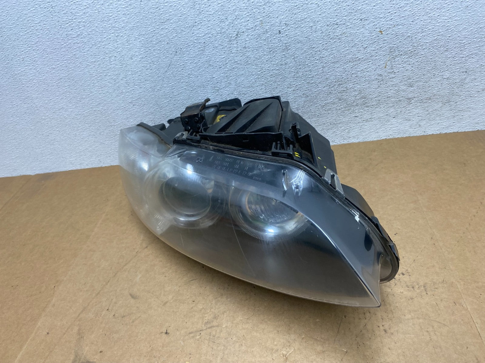 2007-2010 BMW 3-Series Coupe 335i Right Passenger Headlight Xenon HID AE3156 DW1