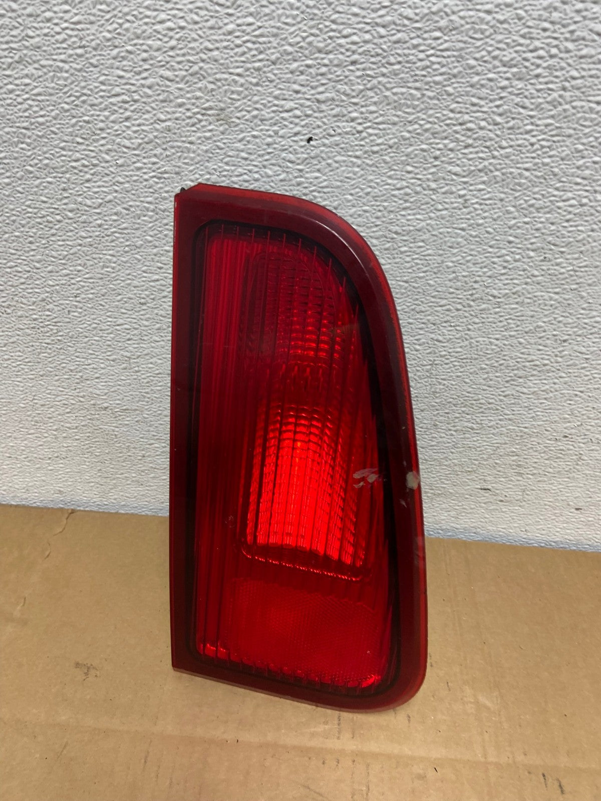 2003 - 2006 Lincoln Navigator Left Driver Lh Side Tail Light Inner AC7515 LK0
