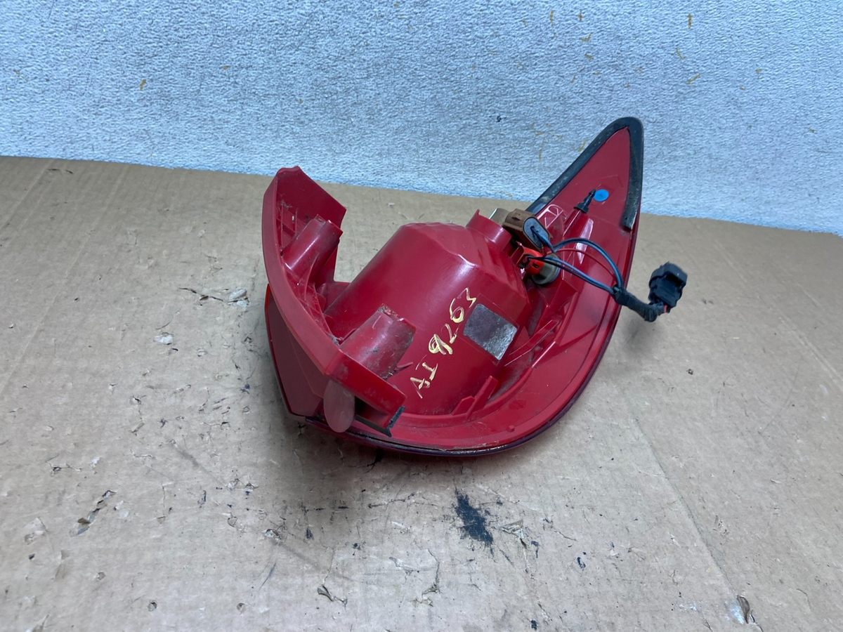 2009 2010 2011 2012 Chevrolet Traverse Left Driver LH Tail Light AI9263 LK4