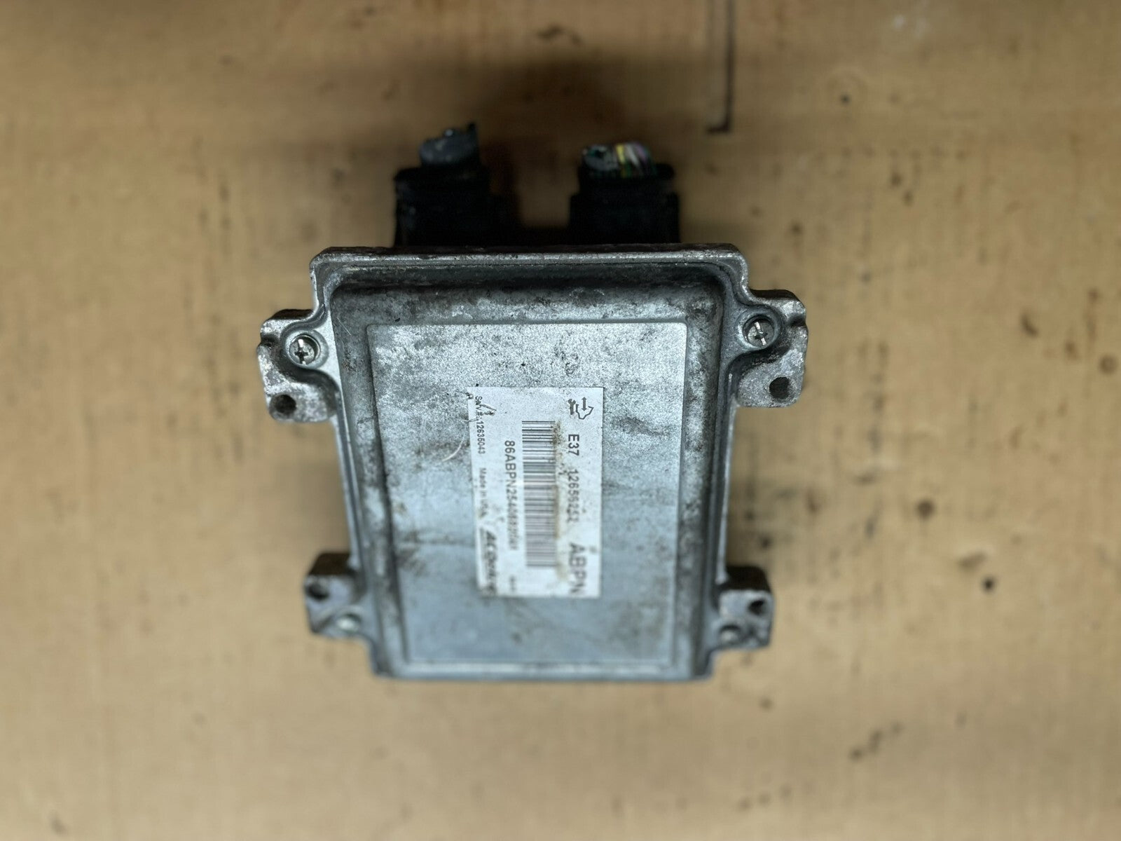 2010 to 2013 Chevrolet Silverado Engine Control Module 12656252 N4785 DG1