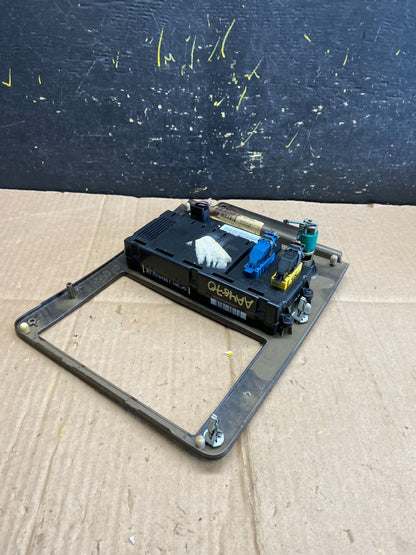 2005 to 2007 Ford Freestyle Montego Climate Control Radio Bezel Trim aa4870 DG4