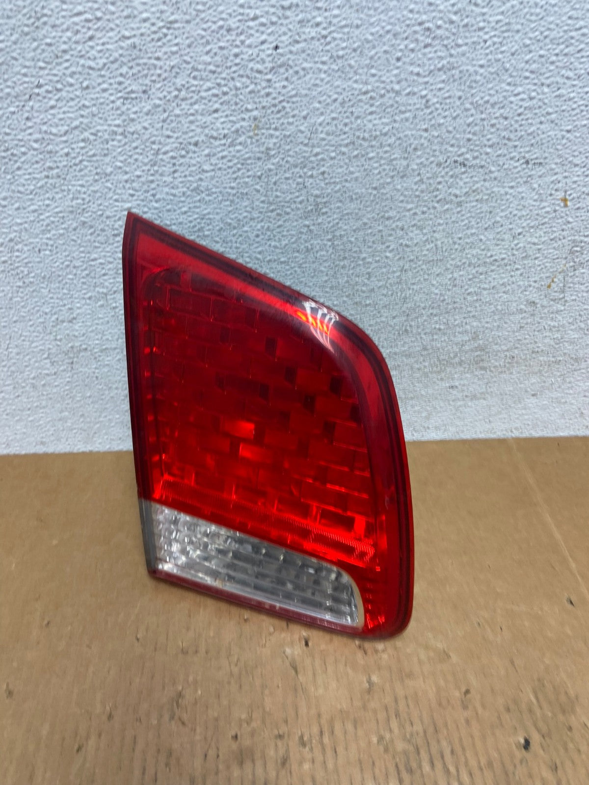 2011 2012 2013 Kia Sorento Left Driver Lh Inner Tail Light AE0356 LK0