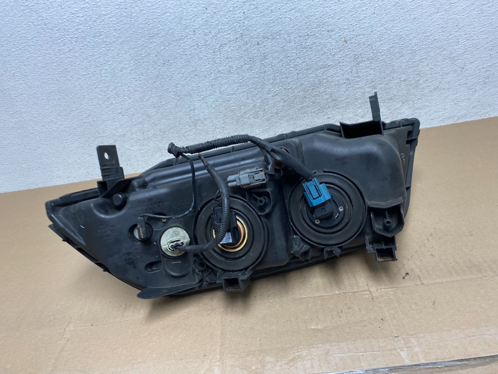 2004 2005 2006 Acura MDX Right Passenger RH Headlight Halogen AE6640 DW5