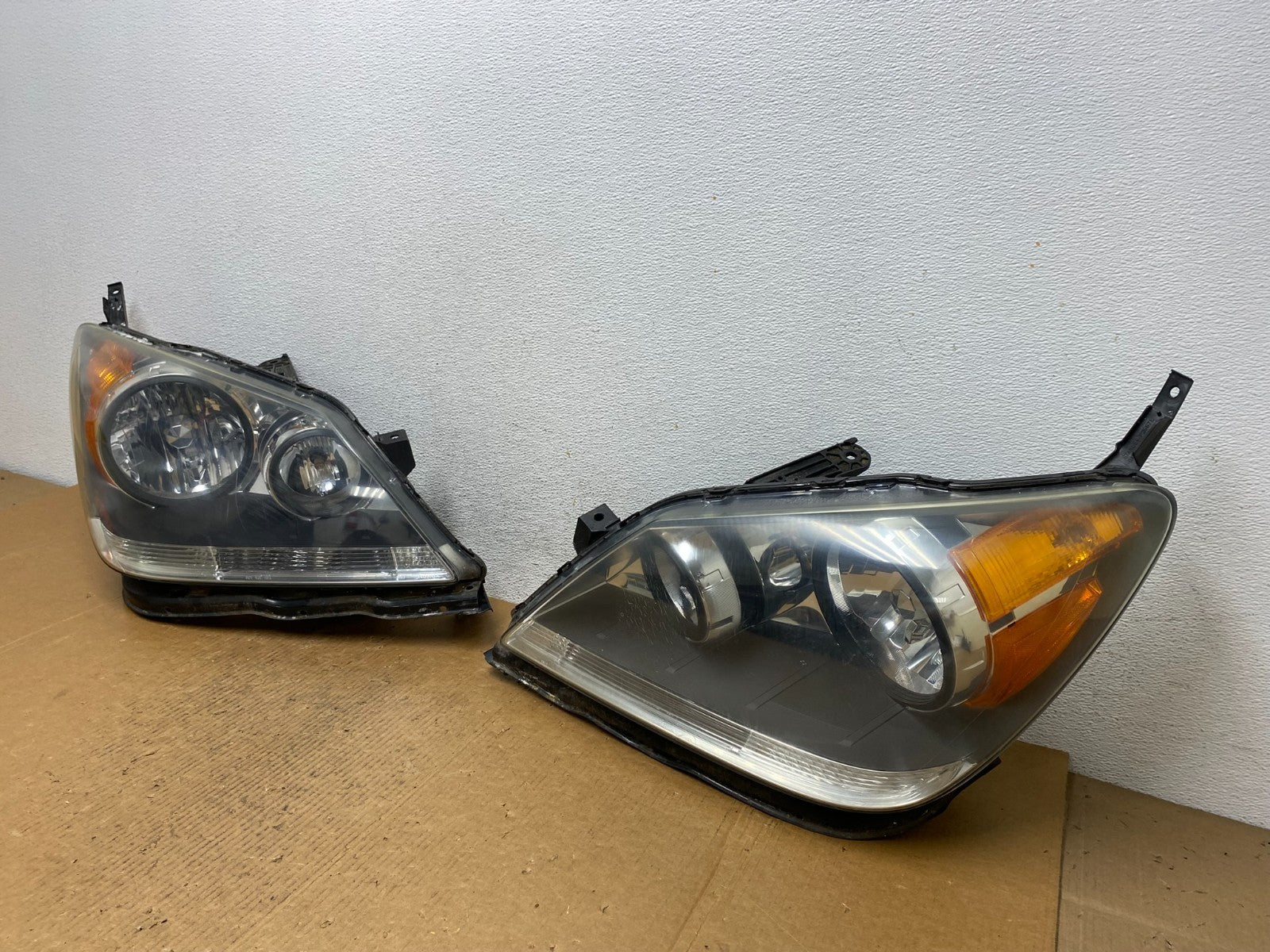 2008 2009 2010 Honda Odyssey Left+Right Set Halogen Headlights AE1224 DW1