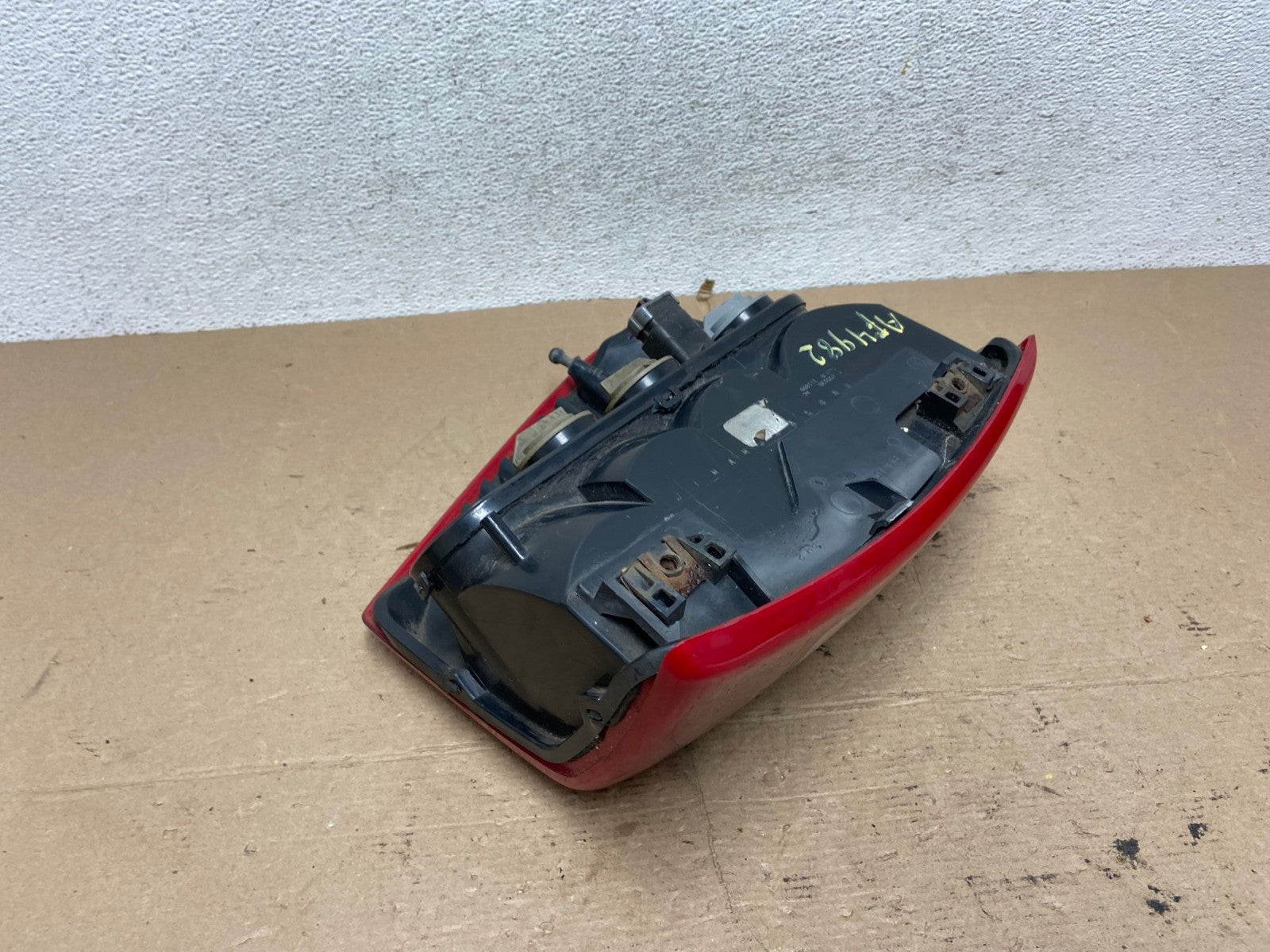 1999-2004 Jeep Grand Cherokee WJ Right Passenger Rh Tail Light AF4982 LK6