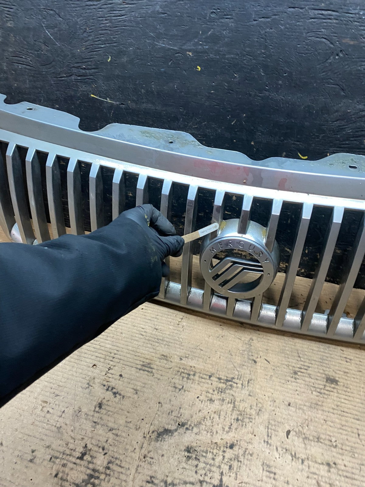 2002 to 2005 Mercury Mountaineer Front Upper Grill Grille Oem V9584 DG3