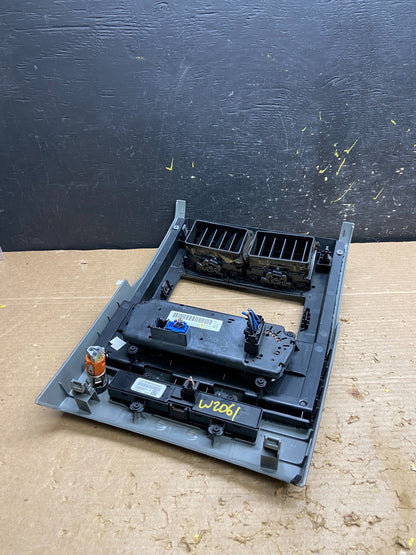 2008 to 2012 Jeep Liberty Dash Climate Temperature Control Radio Bezel w2061 DG4