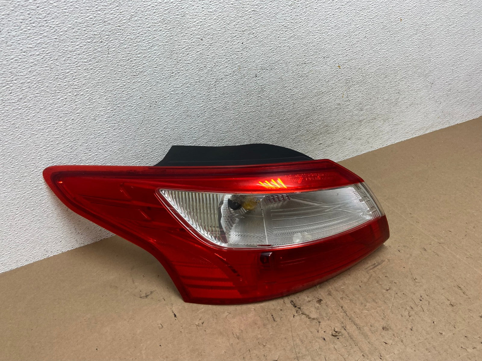 2012 2013 2014 Ford Focus Sedan Left Driver Lh Side Tail Light AE6144 LK2