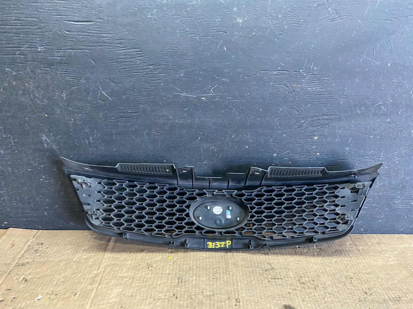 2010 to 2013 Kia Forte Koup Black Front Upper Bumper Grill Grille O6140 DG8