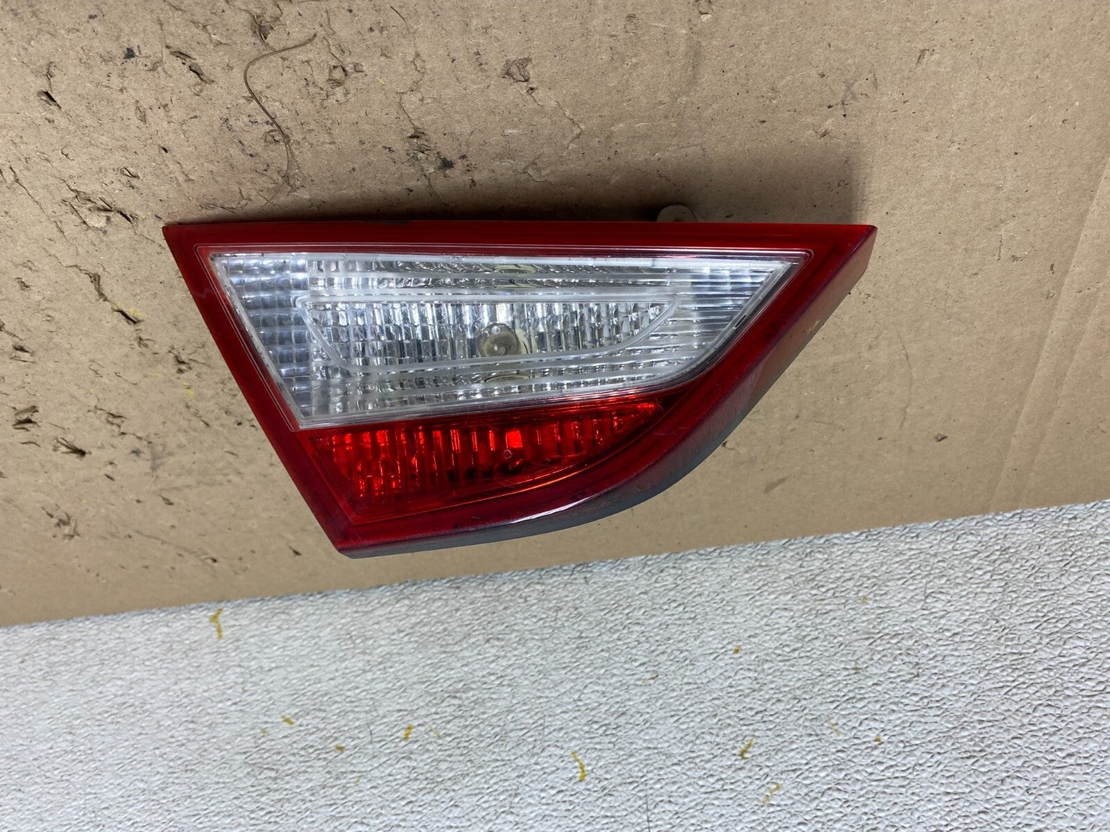 2011 2012 2013 2014 Hyundai Sonata Left Driver Inner Tail Light Oem N3839 DW0