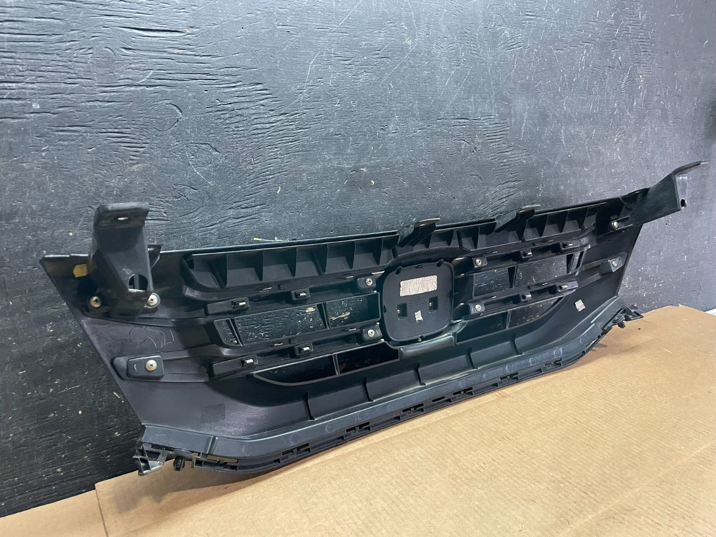 2014 to 2017 Honda Odyssey Front Upper Grille Grill Chrome Oem AA9102 DG9