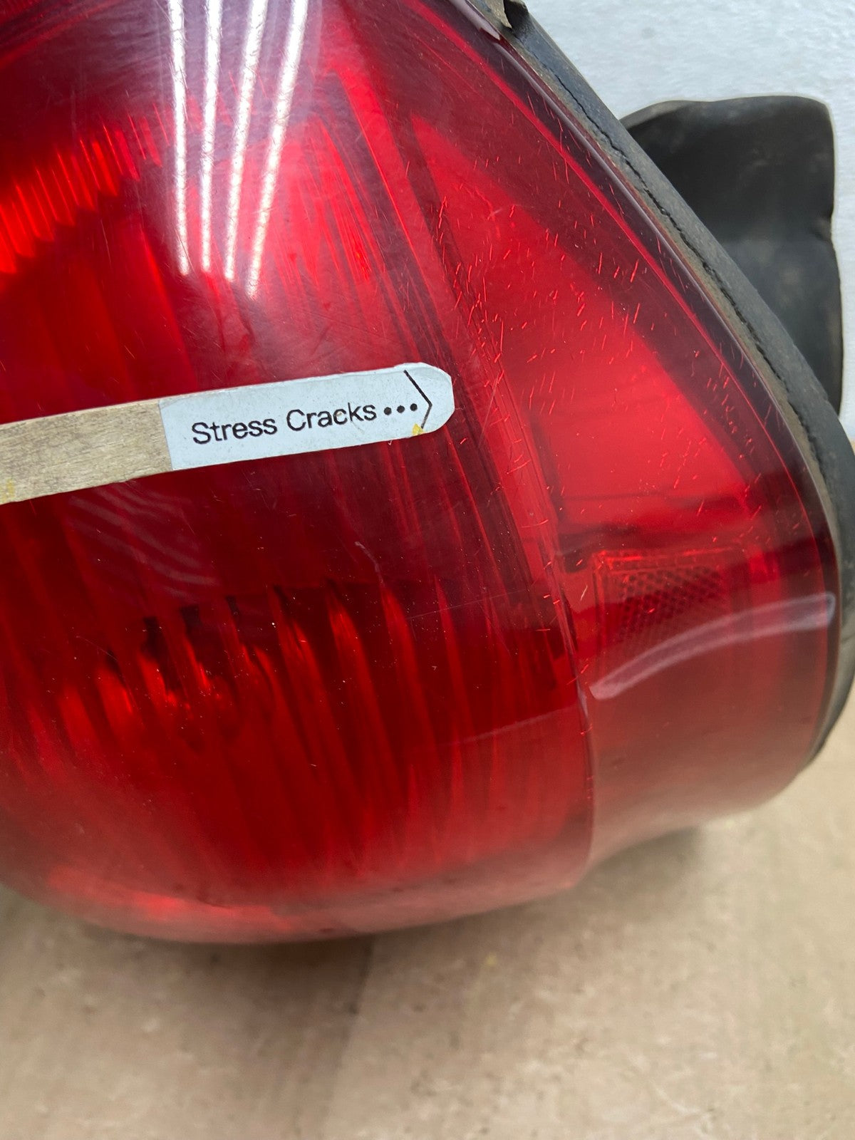 2003 to 2011 Lincoln Town Car Left Driver Lh Side Tail Light AC5907 LK4