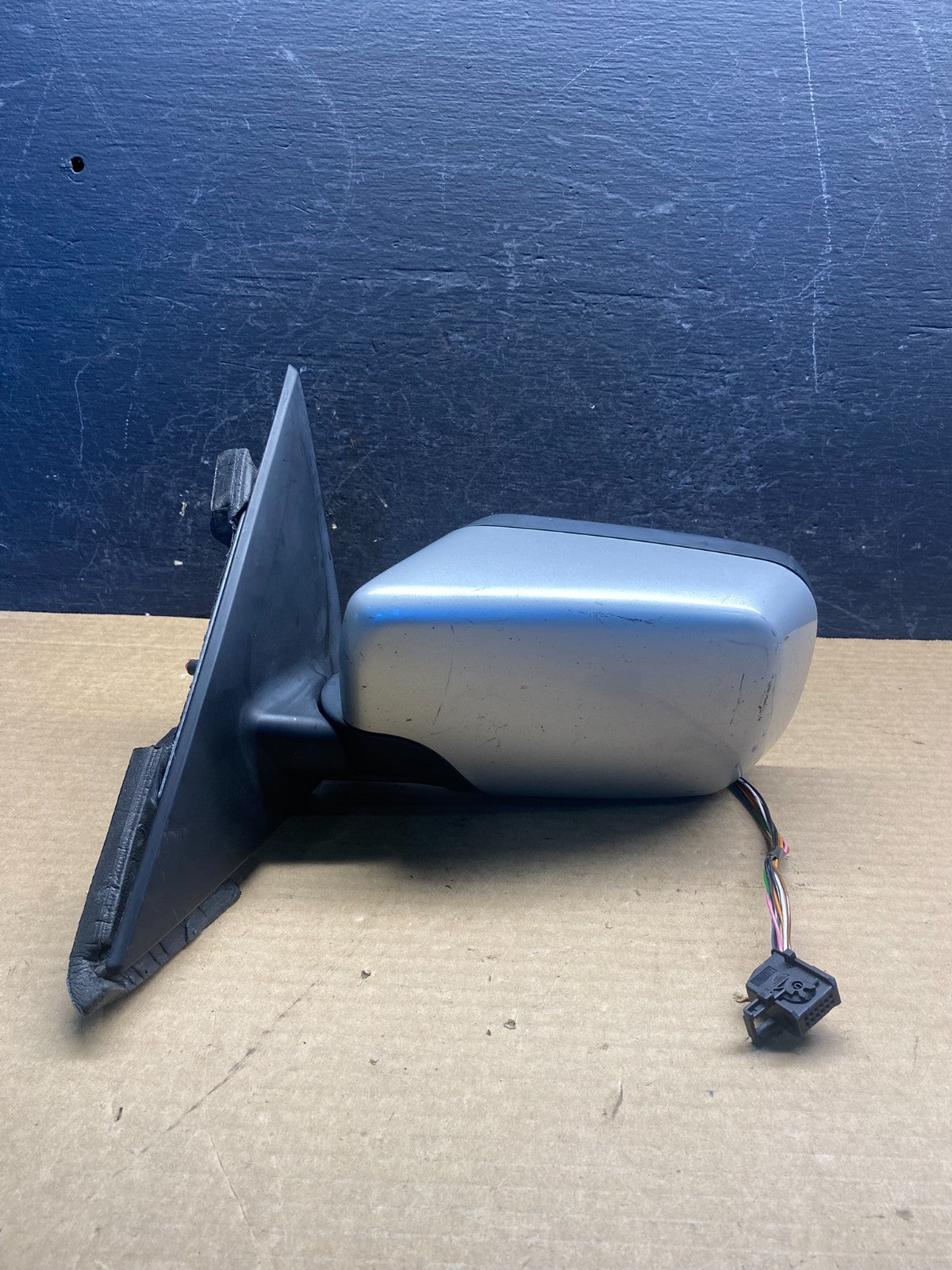 2001 to 2005 BMW 325i Left Driver LH Side View Door Mirror AF4144 DG0