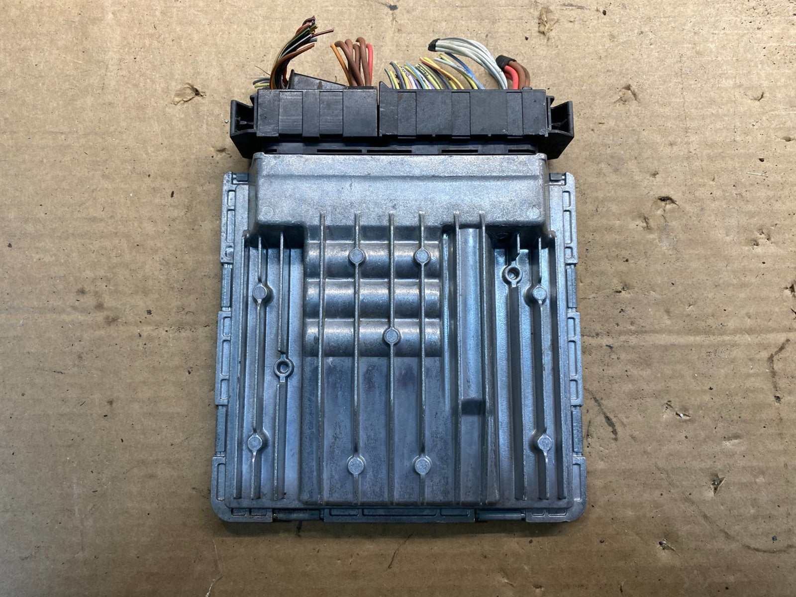 2006 - 2007 BMW 325i 525i ECU ECM Engine Control Module Computer AD9781 DW0