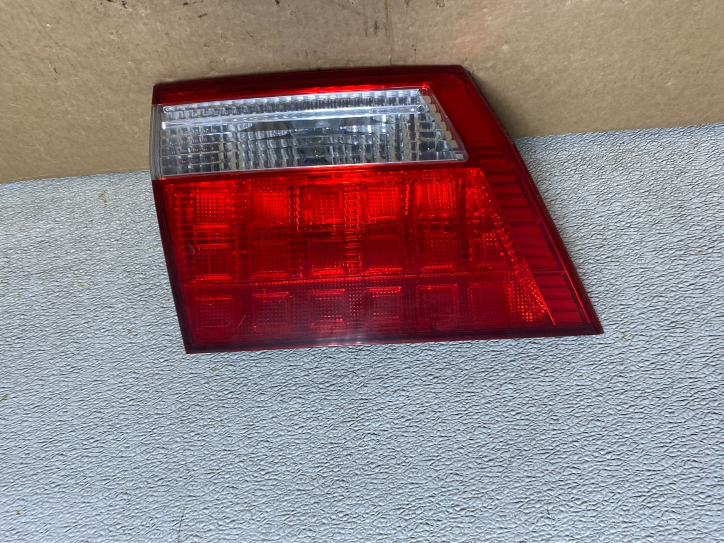 2005 2006 2007 Honda Odyssey Inner Left Driver Lh Tail Light V0073 DW0