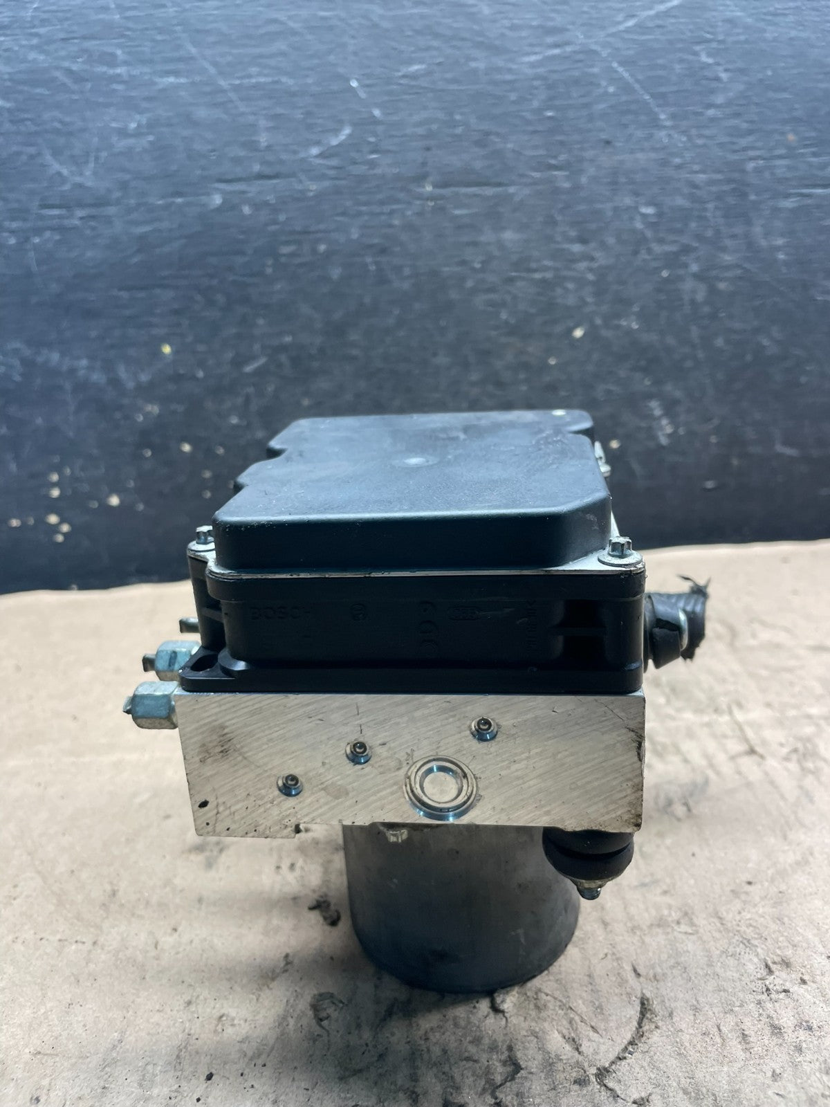 2006 - 2007 Infiniti M35 ABS Anti-Lock Brake Pump OEM S8420 DG3