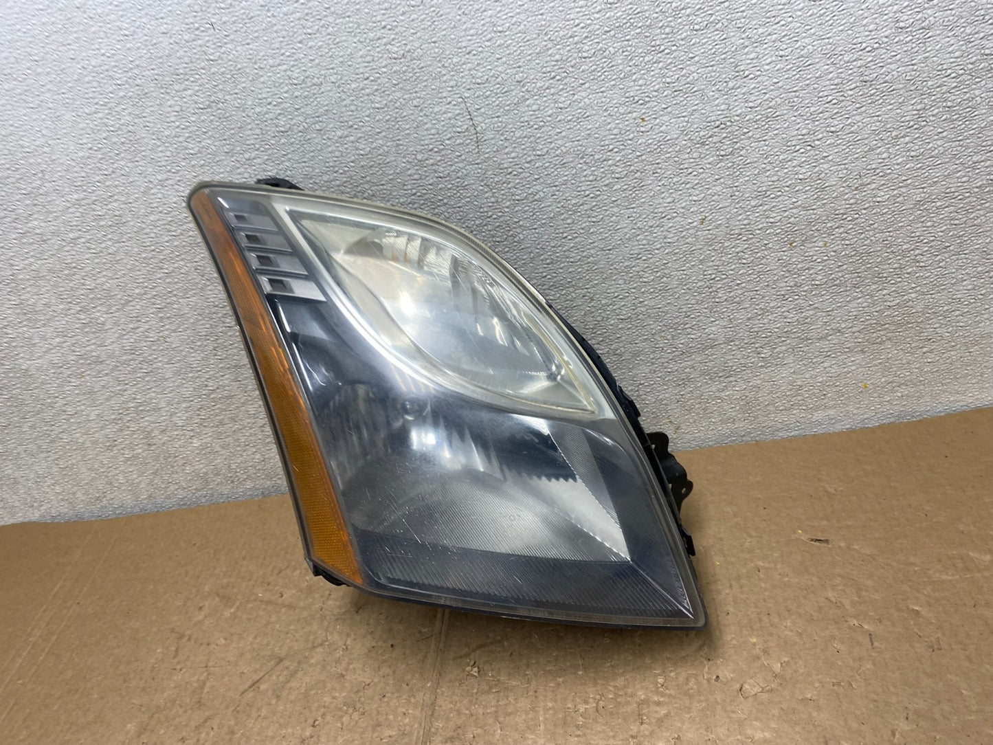 2010 2011 2012 Nissan Sentra Halogen Right Passenger Black Headlight V3242 DW1