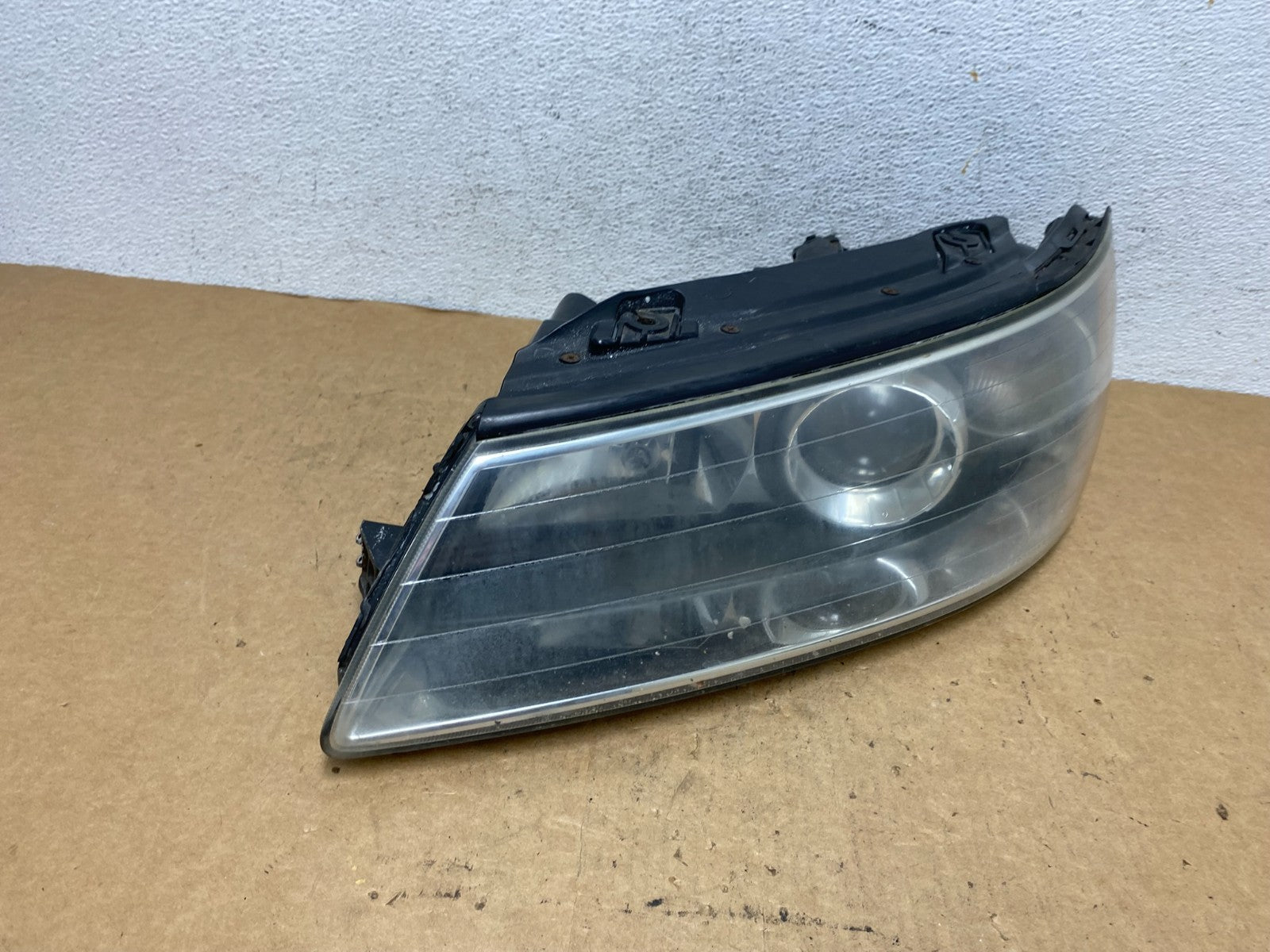 2006 to 2008 Hyundai Sonata Left Driver LH Side Headlight Halogen AD5242 DW2