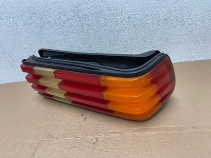 1986 to 1991 Mercedes-Benz W126 Right Passenger Side Tail Light AF4442 LK1