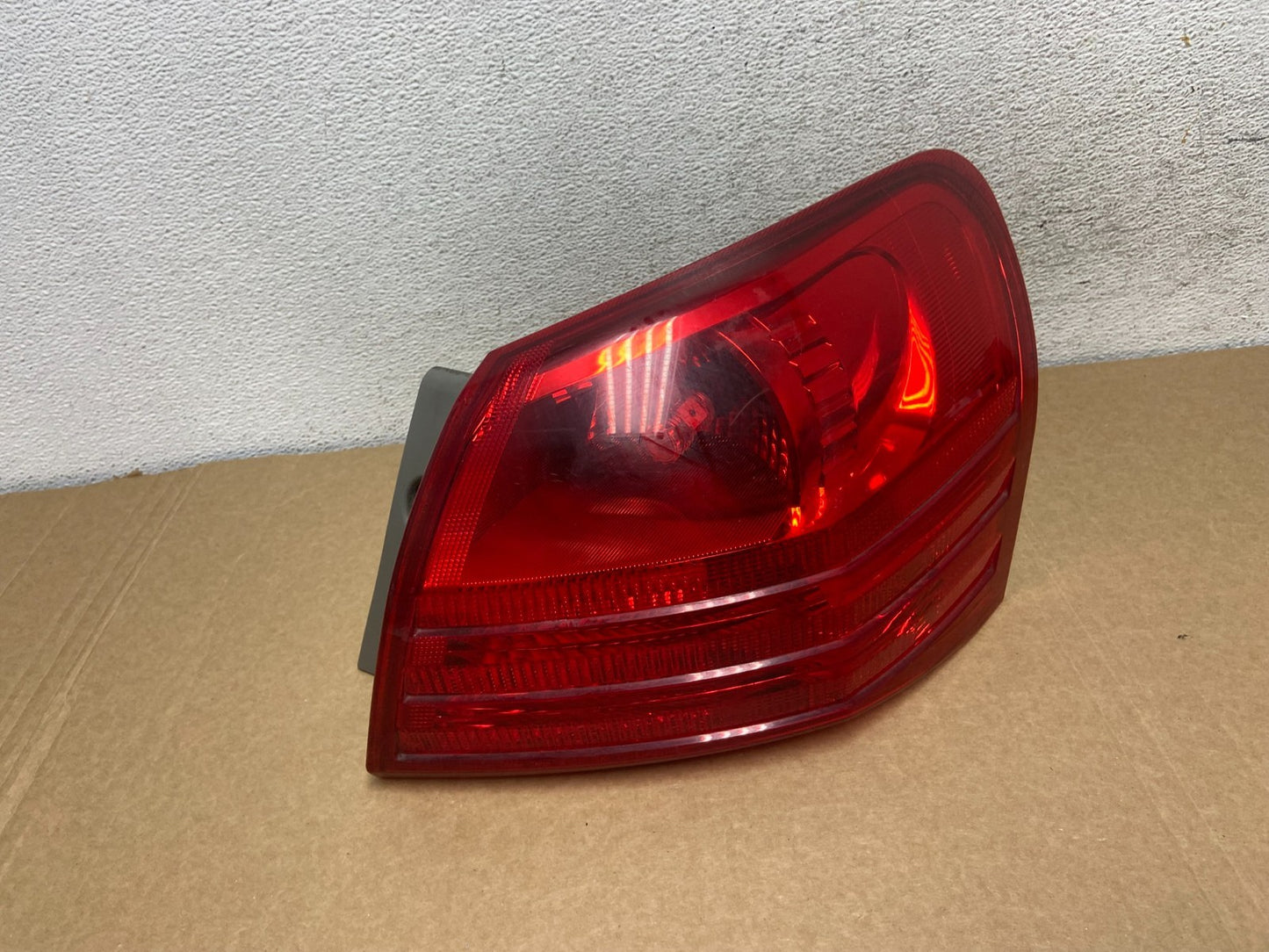 2008 to 2015 Nissan Rogue Right Passenger Rh Side Tail Light AF7269 DW0