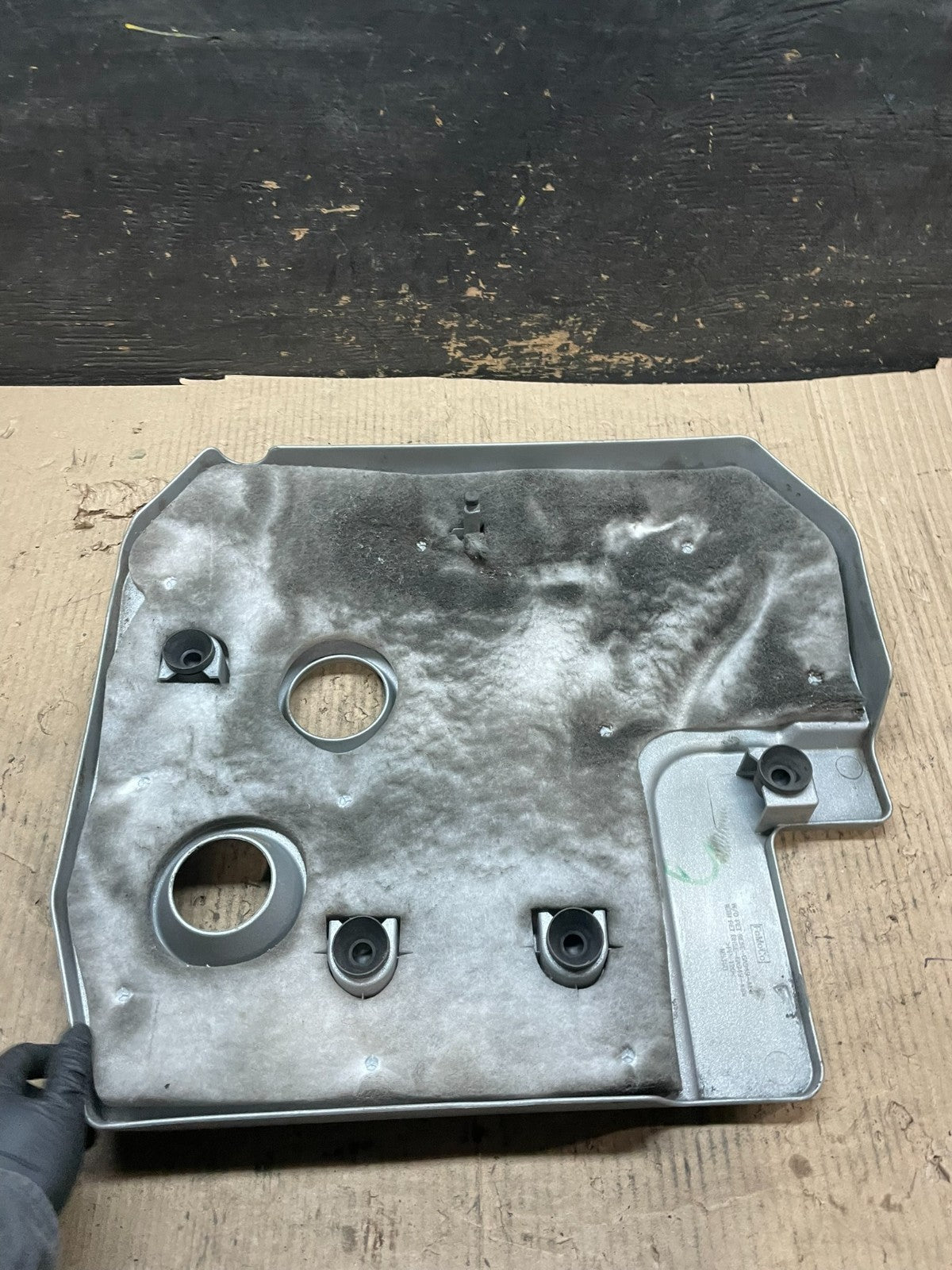 2005 to 2008 Ford Escape Hybrid Engine Motor Cover Oem V4103 DG4