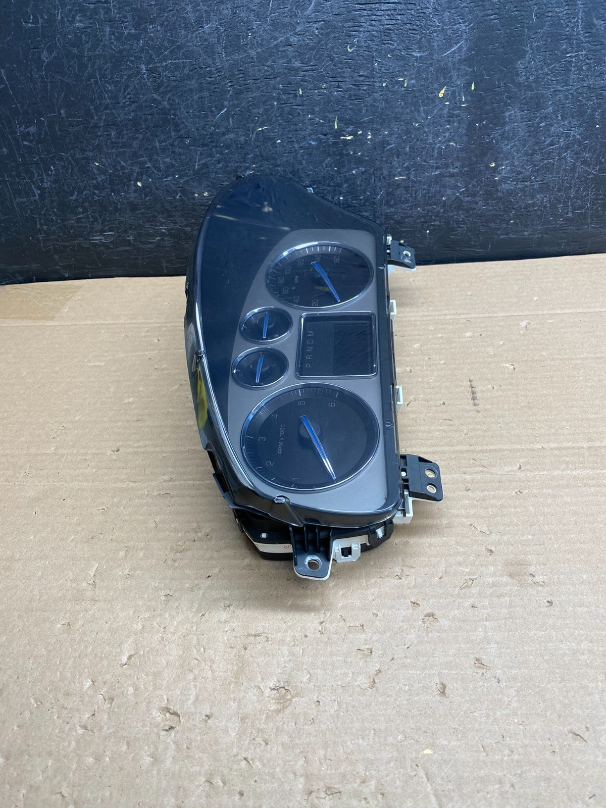 2007 to 2014 Cadillac Escalade Instrument Speedometer Cluster Gauge ag6314 DG1